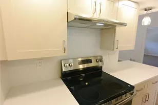 3751 S School Ave, Sarasota, FL 34239 - Photo 13