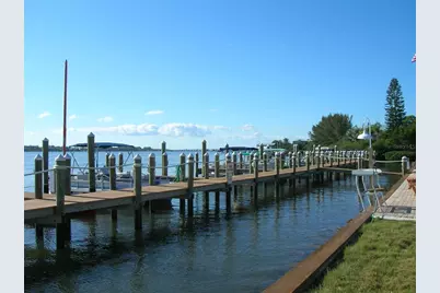 2601 Gulf Drive N #502, Bradenton Beach, FL 34217 - Photo 7