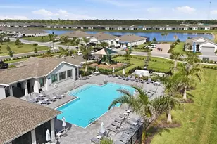 8206 St Kitts Cir, Englewood, FL 34224 - Photo 9