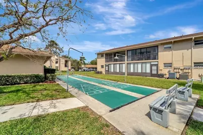 2763 Woodgate Lane #211, Sarasota, FL 34231 - Photo 15
