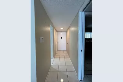 2763 Woodgate Lane #211, Sarasota, FL 34231 - Photo 5