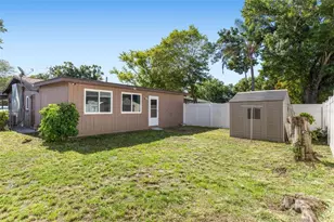 5318 17th St W, Bradenton, FL 34207 - Photo 15
