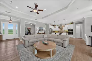 8276 Larkspur Cir, Sarasota, FL 34241 - Photo 7
