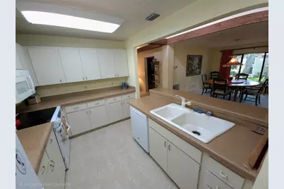 6402 Meadowlark Ln, Bradenton, FL 34210 - Photo 19