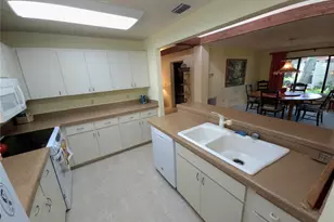 6402 Meadowlark Ln, Bradenton, FL 34210 - Photo 19