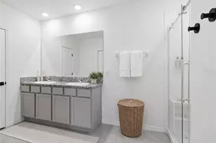 3262 Hilltop Cir, Bradenton, FL 34211 - Photo 15