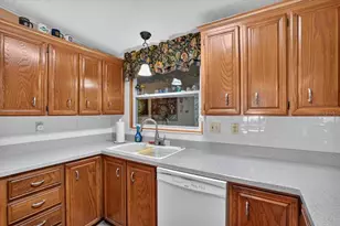 8469 Imperial Lakes Circle, Palmetto, FL 34221 - Photo 27