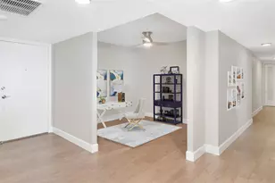 1750 Benjamin Franklin Dr, Sarasota, FL 34236 - Photo 19