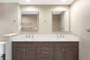 1750 Benjamin Franklin Dr, Sarasota, FL 34236 - Photo 27