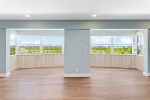 1750 Benjamin Franklin Dr, Sarasota, FL 34236 - Photo 15