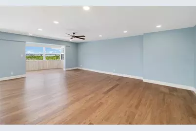 1750 Benjamin Franklin Drive #6F, Sarasota, FL 34236 - Photo 7