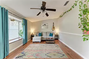 2226 Lockwood Meadows Dr, Sarasota, FL 34234 - Photo 5