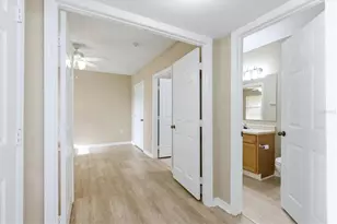 1015 Villagio Cir, Sarasota, FL 34237 - Photo 17