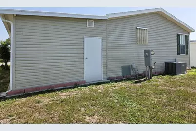 3324 Overcup Oak Terrace, Sarasota, FL 34237 - Photo 5