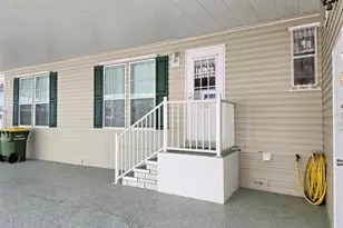 3324 Overcup Oak Terrace, Sarasota, FL 34237 - Photo 7