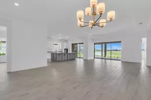 10176 Silent Night Ln, Sarasota, FL 34241 - Photo 5