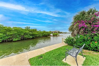 6470 Hollywood Boulevard #307, Sarasota, FL 34231 - Photo 37