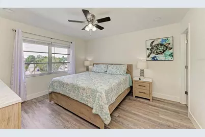 6470 Hollywood Boulevard #307, Sarasota, FL 34231 - Photo 21