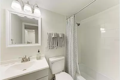 6470 Hollywood Boulevard #307, Sarasota, FL 34231 - Photo 31