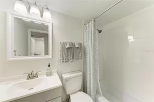 6470 Hollywood Blvd, Sarasota, FL 34231 - Photo 31