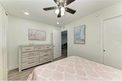 6470 Hollywood Boulevard #307, Sarasota, FL 34231 - Photo 29