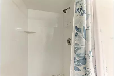 6470 Hollywood Boulevard #307, Sarasota, FL 34231 - Photo 27
