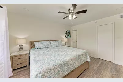 6470 Hollywood Boulevard #307, Sarasota, FL 34231 - Photo 23