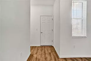 4020 Via Sienna Cir, Sarasota, FL 34243 - Photo 19
