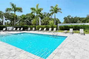4020 Via Sienna Cir, Sarasota, FL 34243 - Photo 51