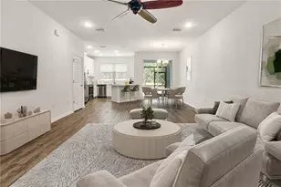4020 Via Sienna Cir, Sarasota, FL 34243 - Photo 9