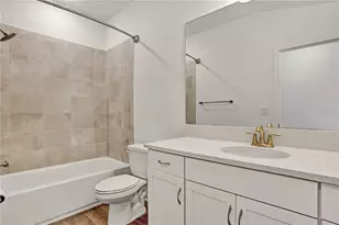 4020 Via Sienna Cir, Sarasota, FL 34243 - Photo 37
