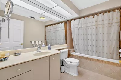 3731 Sarasota Square Boulevard #205D, Sarasota, FL 34238 - Photo 35