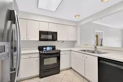 3731 Sarasota Square Boulevard #205D, Sarasota, FL 34238 - Photo 11