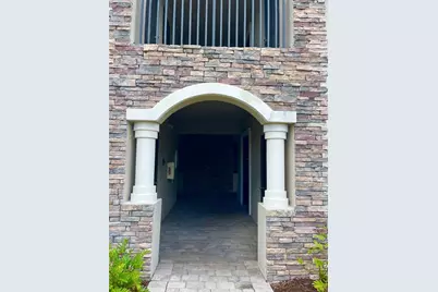 17108 Vardon Terrace #401, Bradenton, FL 34211 - Photo 3