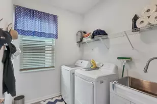 7724 Saloon Ln, Sarasota, FL 34240 - Photo 27