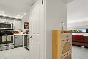 4141 Bayshore Blvd, Tampa, FL 33611 - Photo 11