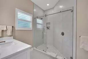 8986 Bloomfield Blvd, Sarasota, FL 34238 - Photo 33