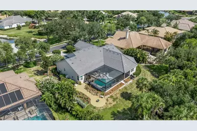 8986 Bloomfield Boulevard, Sarasota, FL 34238 - Photo 45