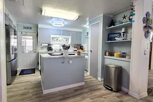 5619 Bayshore Rd, Palmetto, FL 34221 - Photo 15