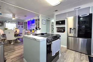 5619 Bayshore Rd, Palmetto, FL 34221 - Photo 3