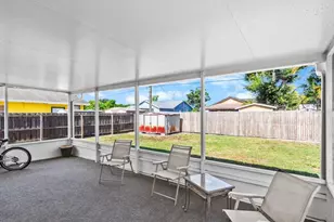 1219 Mackeral Ave, Sarasota, FL 34237 - Photo 31
