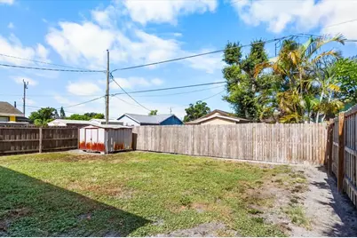 1219 Mackeral Avenue, Sarasota, FL 34237 - Photo 29