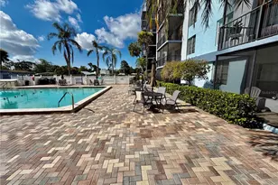 2901 26th St W, Bradenton, FL 34205 - Photo 21