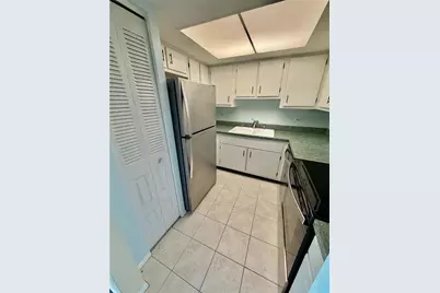 2901 26th Street W #617, Bradenton, FL 34205 - Photo 5