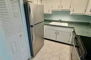 2901 26th St W, Bradenton, FL 34205 - Photo 5