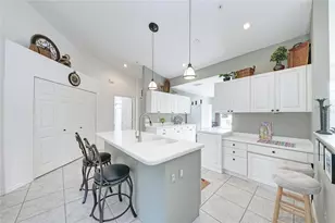 6821 Fairview Terrace, Bradenton, FL 34203 - Photo 17