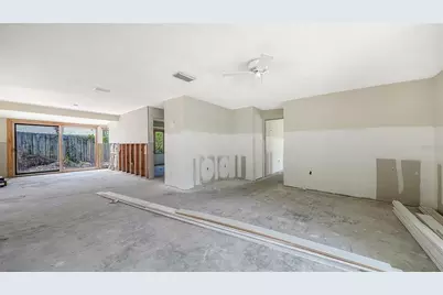 208 Hourglass Way #V11, Sarasota, FL 34242 - Photo 9