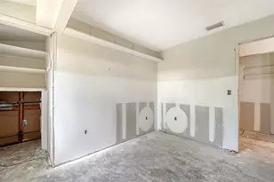 208 Hour Glass Way, Sarasota, FL 34242 - Photo 27