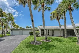 208 Hour Glass Way, Sarasota, FL 34242 - Photo 5