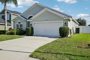 4907 58th Terrace E, Bradenton, FL 34203 - Photo 1